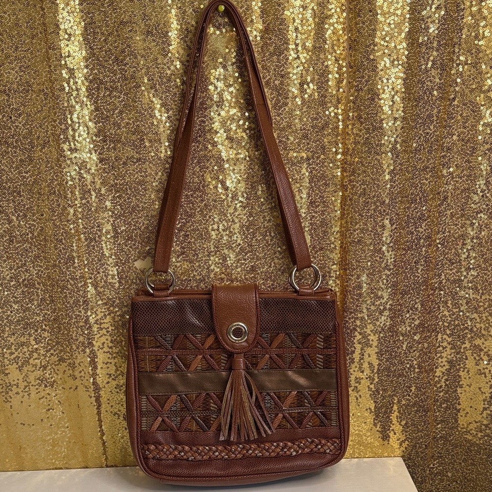 Stylish Brown Leather Shoulder Bag with Tassel - Picture 1 of 10